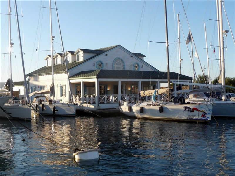 Giglio Apartment Vista Mare E Parcheggio Privato Porto Rotondo Kültér fotó